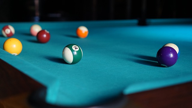 Understanding the Benefits of Clear Pool Balls in Billiards